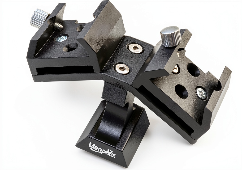 MEOPTEX Telescope Finder Scopes on a telescope