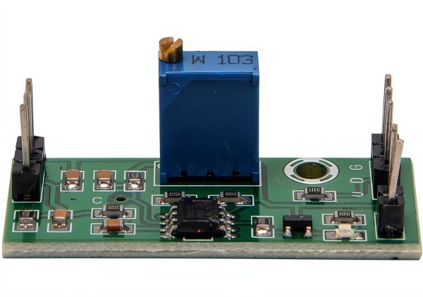 3Pcs LM393 3.5-24V Voltage Comparator Module with LED Indicator High Level Output Analog Comparator Control-6